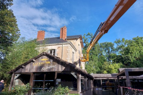 Peinture des menuiseries extérieures du Zoo de La Flèche